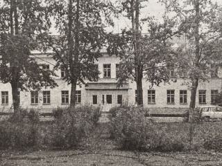 первое здание_горномеханического_техникума_1956